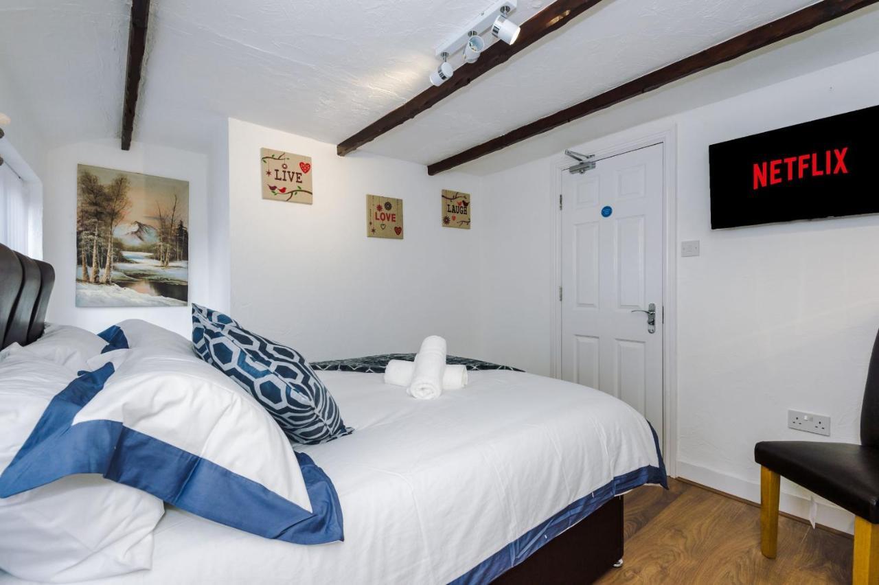 Sunshine Cottage By Happy Sunshine Stay Golborne Εξωτερικό φωτογραφία